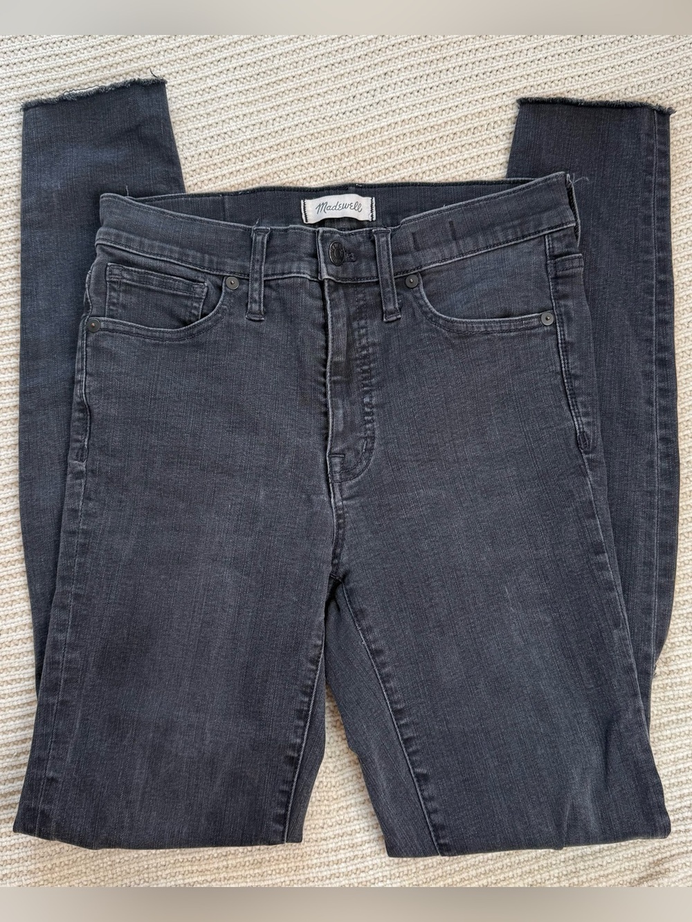 Madewell 9" High-Rise Skinny Jeans Faded Black Raw Hem Denim Stretch Size 28T